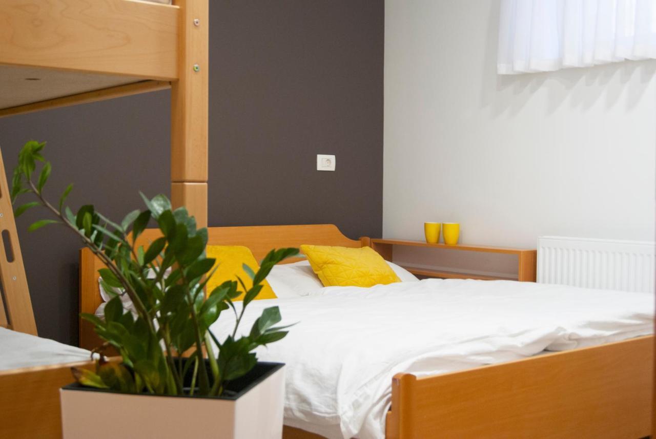 Rooms & Apartments Kepic, Airport Accomodation 서클리예나고렌스켐 외부 사진